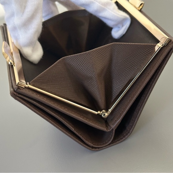 Burberrys Novacheck Compact Kisslock Wallet - Picture 8 of 15